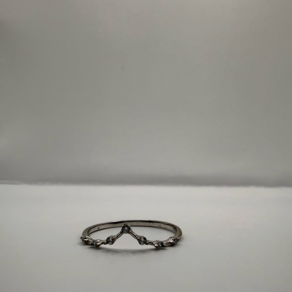Elegant Silver Women's Ring